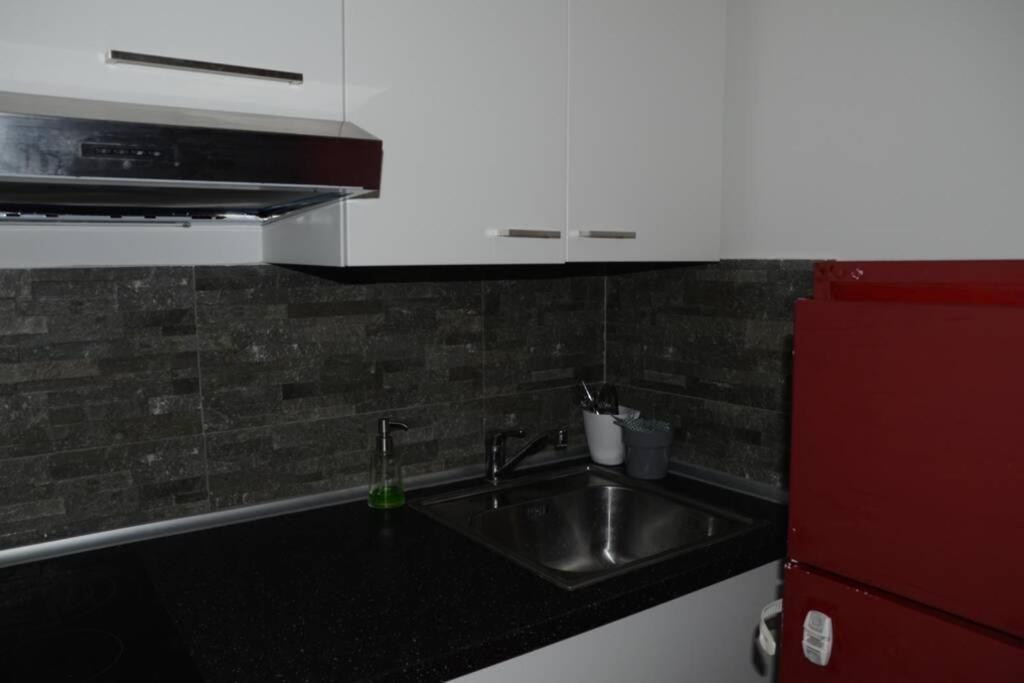 "Little Sicilian Home"-Room With A Private Bathroom & Kitchen -Fridge - And Shared A Beautiful Terrace On Hostel Taormina Center ภายนอก รูปภาพ