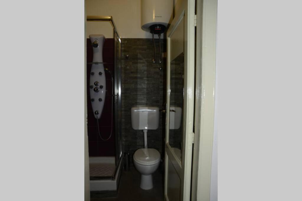 "Little Sicilian Home"-Room With A Private Bathroom & Kitchen -Fridge - And Shared A Beautiful Terrace On Hostel Taormina Center ภายนอก รูปภาพ
